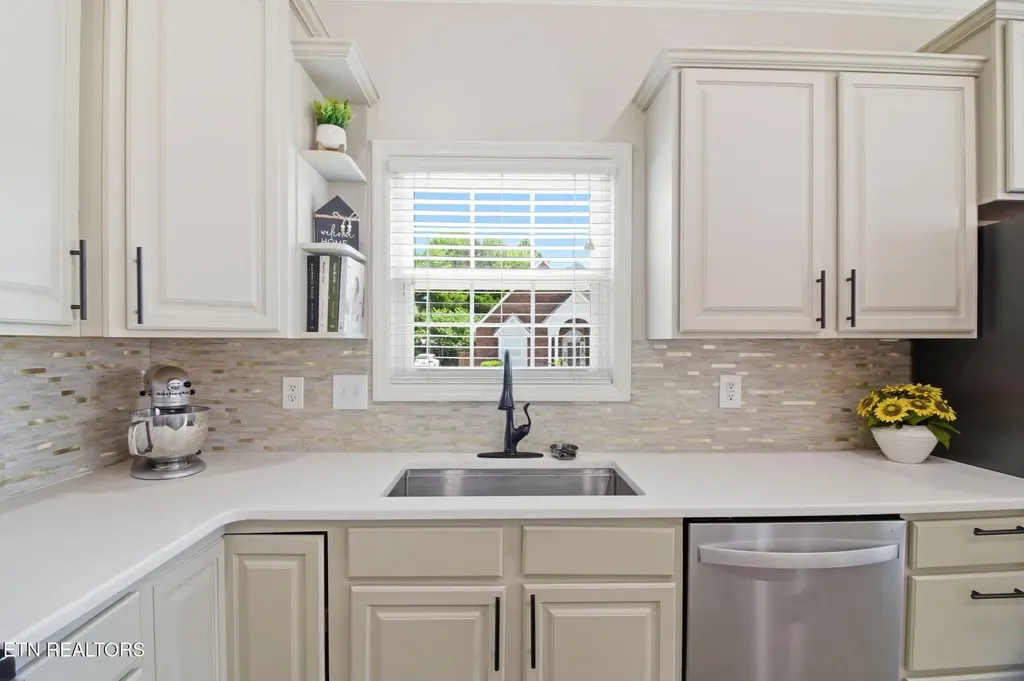 6949 Wyndham Pointe Lane Knoxville TN 37931