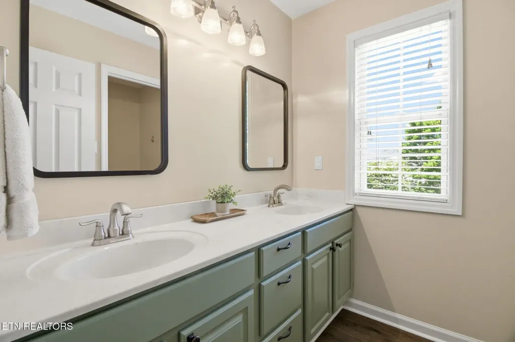 6949 Wyndham Pointe Lane Knoxville TN 37931