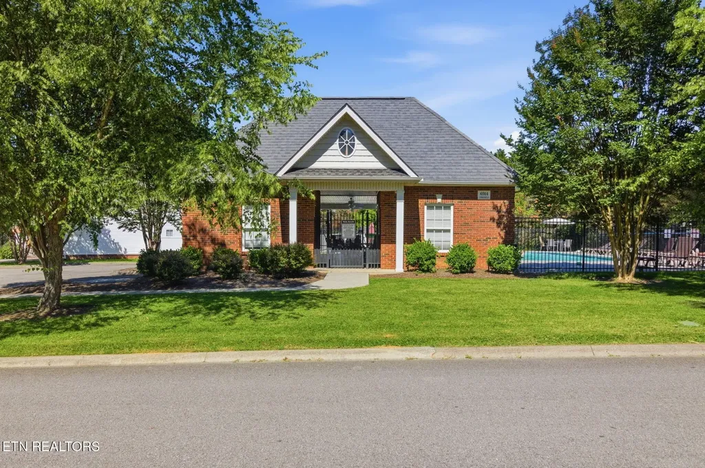 6949 Wyndham Pointe Lane Knoxville TN 37931