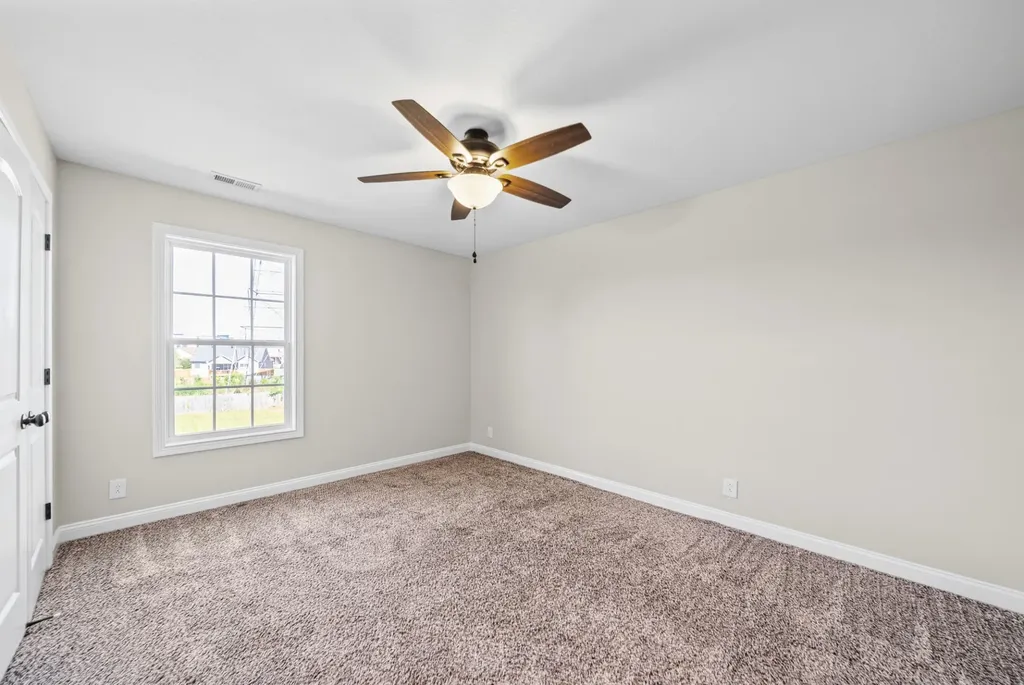 543 Tracy Lane Clarksville TN 37040