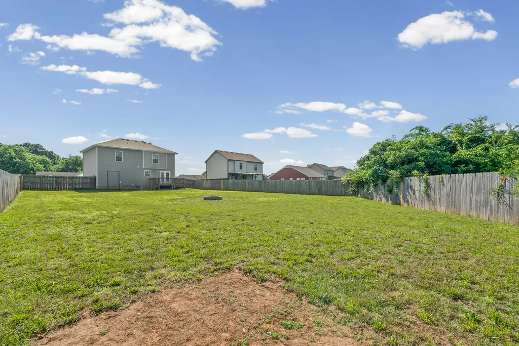 543 Tracy Lane Clarksville TN 37040