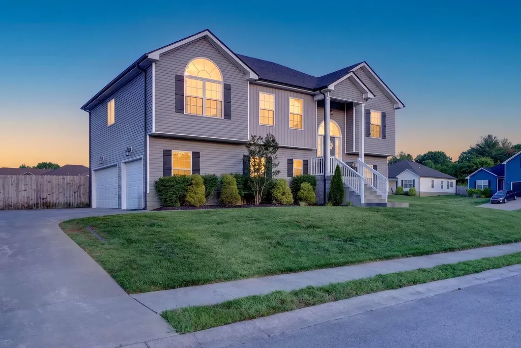 1585 Parkside Drive Clarksville TN 37042