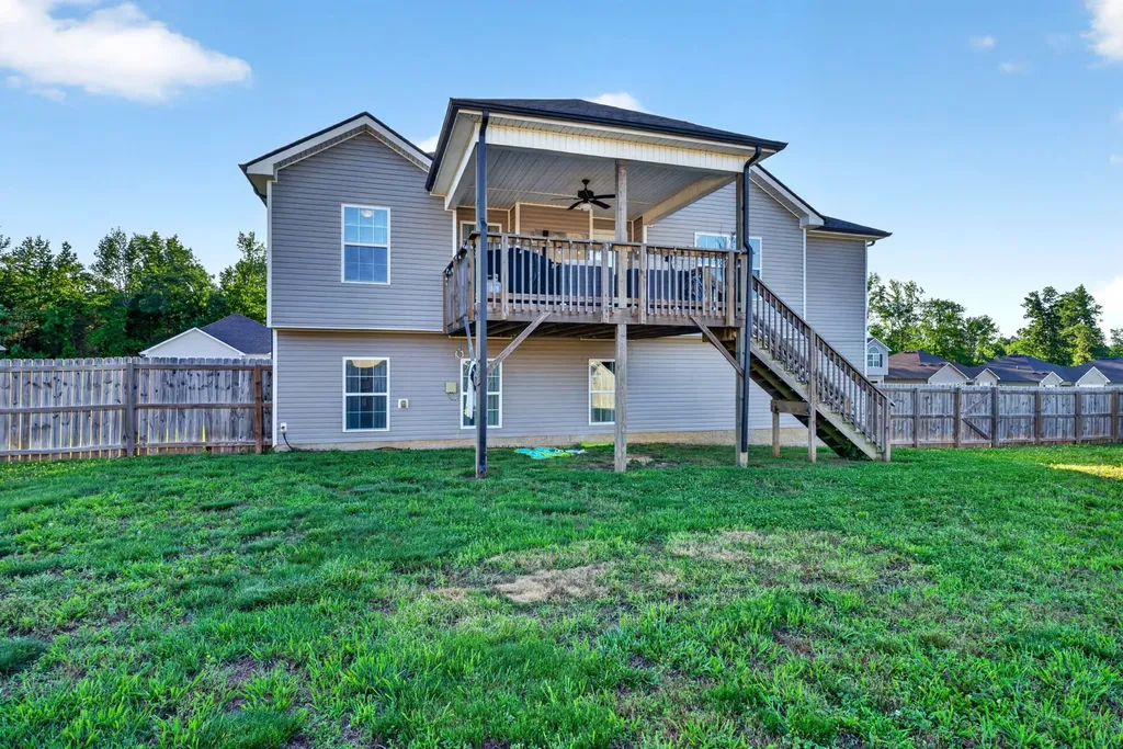 1585 Parkside Drive Clarksville TN 37042
