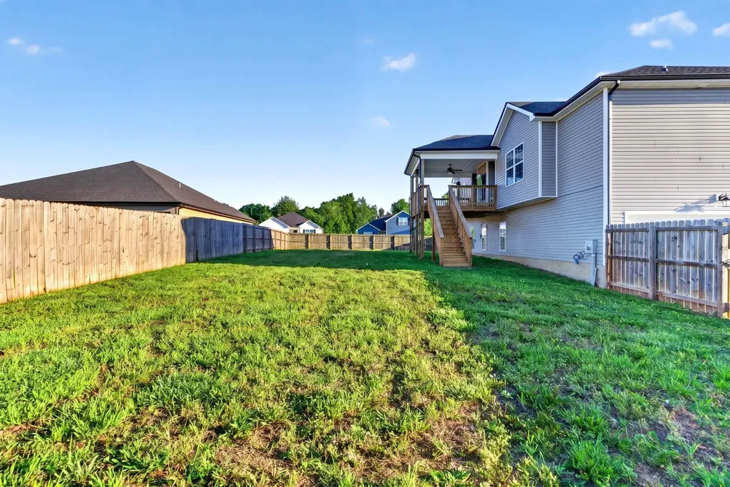1585 Parkside Drive Clarksville TN 37042