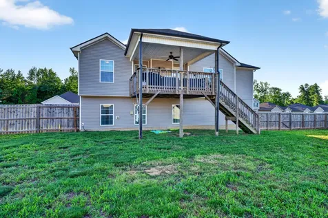 1585 Parkside Drive Clarksville TN 37042