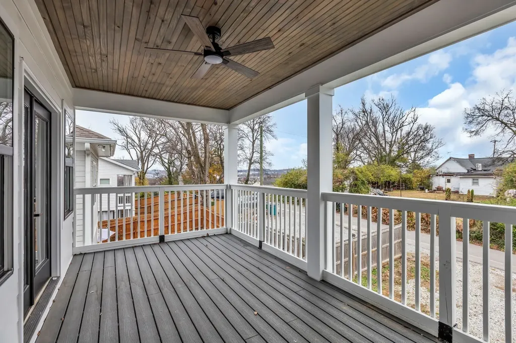 2110B 11th Ave, N Nashville TN 37208