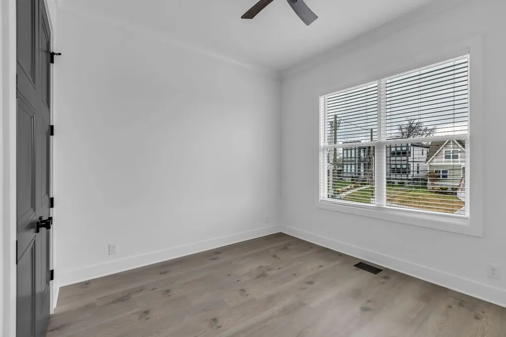 2110B 11th Ave, N Nashville TN 37208