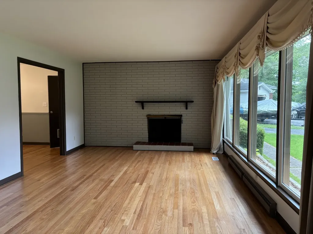 302 Hampton Road Tullahoma TN 37388
