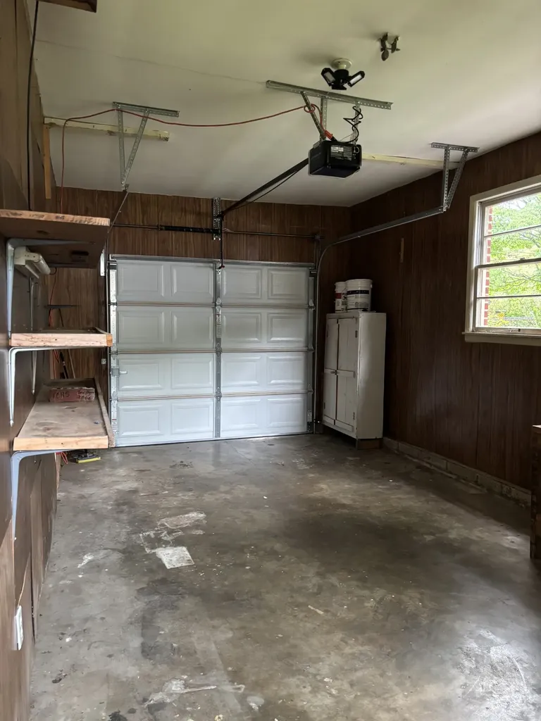 302 Hampton Road Tullahoma TN 37388