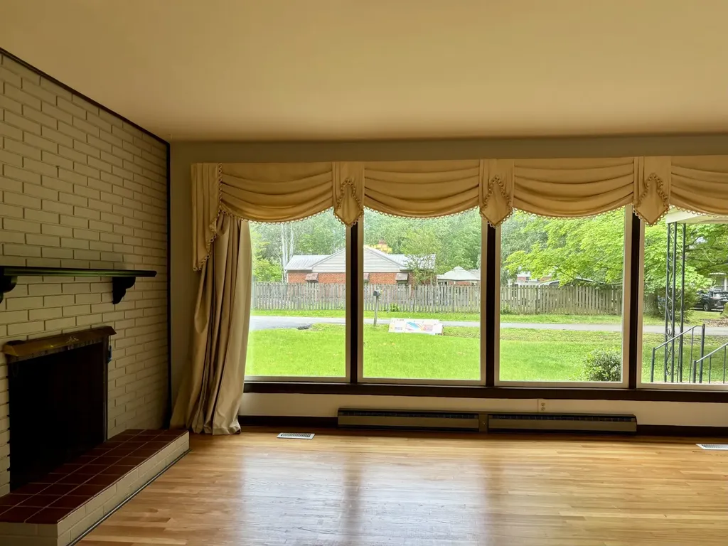 302 Hampton Road Tullahoma TN 37388