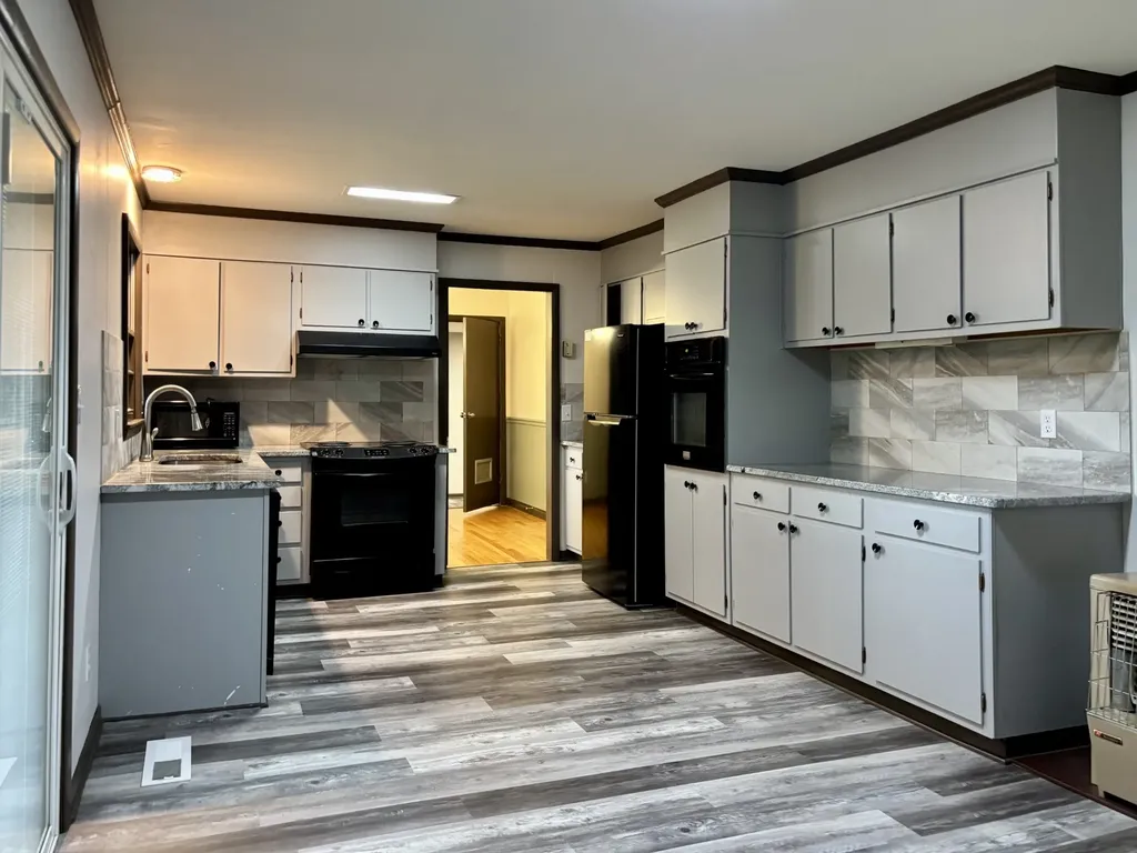302 Hampton Road Tullahoma TN 37388