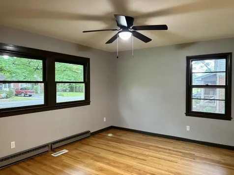 302 Hampton Road Tullahoma TN 37388