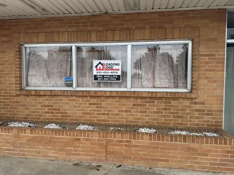 207 E Gaines St, E Lawrenceburg TN 38464