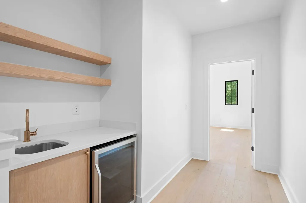 540A American Road Nashville TN 37209