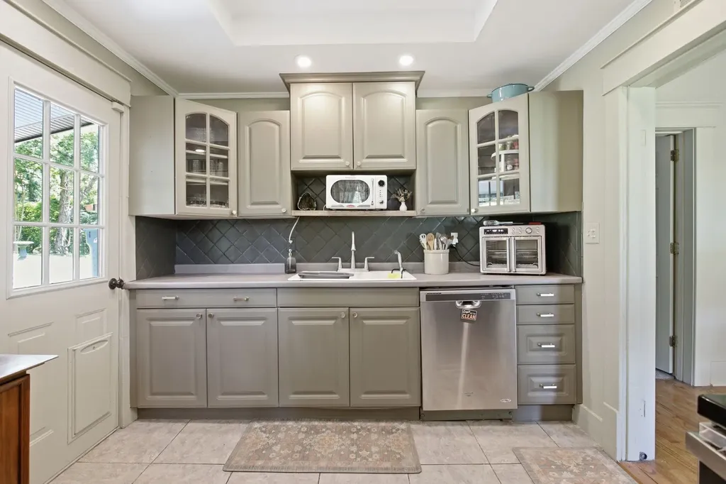 700 Mitchell Avenue Columbia TN 38401