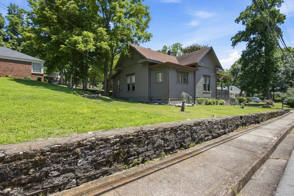 700 Mitchell Avenue Columbia TN 38401