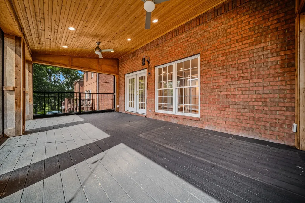 1921 28th Ave, N Nashville TN 37208
