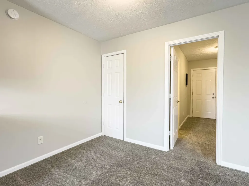 404 Thompsonville Lane #19 Oak Grove KY 42262