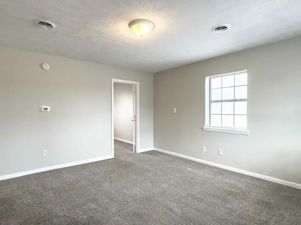 404 Thompsonville Lane #19 Oak Grove KY 42262