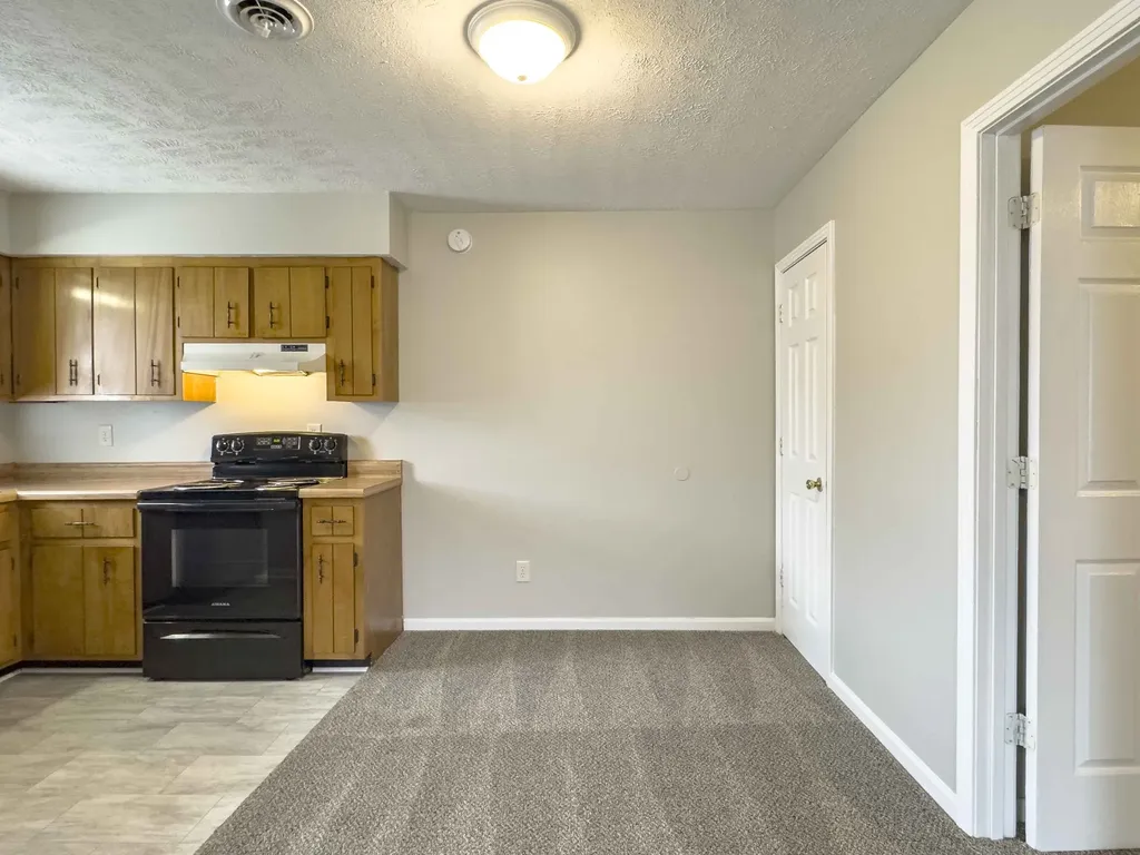 404 Thompsonville Lane #19 Oak Grove KY 42262