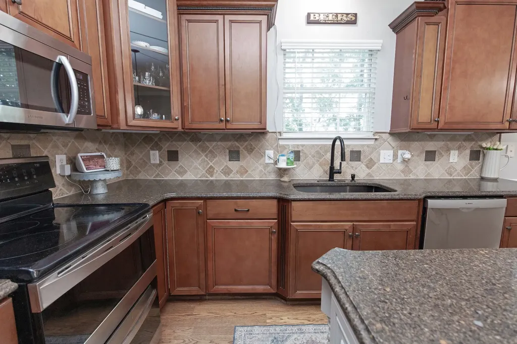 149 Grove Ln, S Hendersonville TN 37075