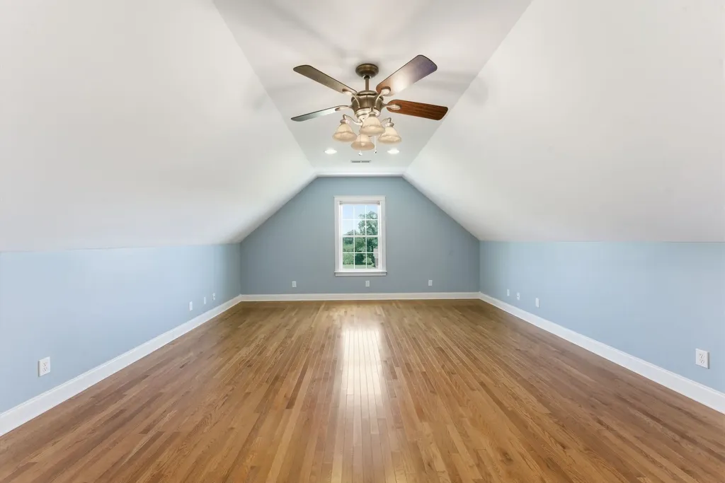 180 Gilliam Lane Tullahoma TN 37388