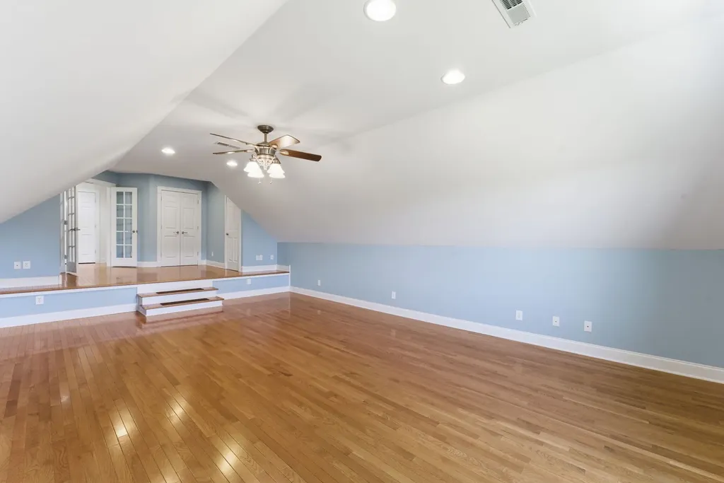 180 Gilliam Lane Tullahoma TN 37388