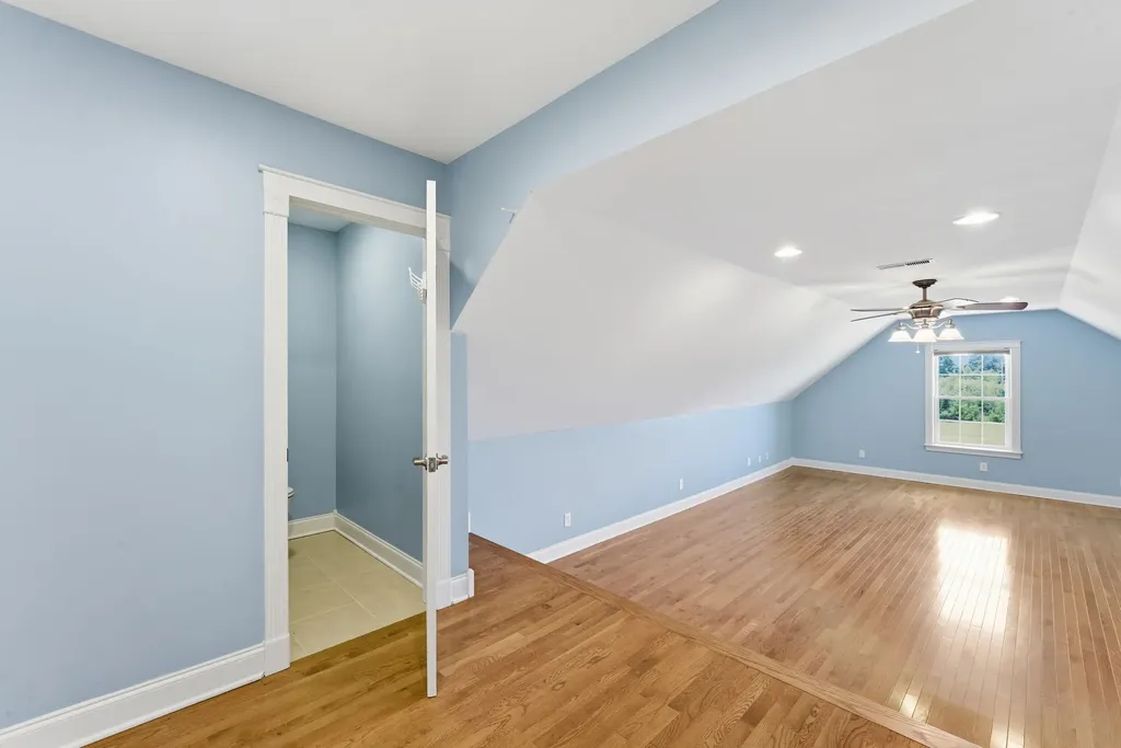180 Gilliam Lane Tullahoma TN 37388