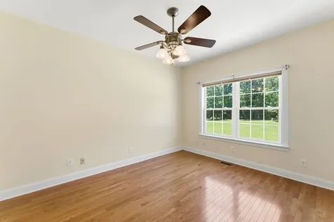 180 Gilliam Lane Tullahoma TN 37388