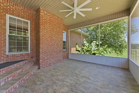 180 Gilliam Lane Tullahoma TN 37388