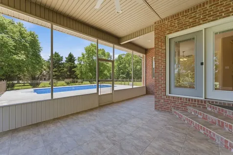 180 Gilliam Lane Tullahoma TN 37388