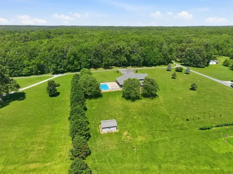 180 Gilliam Lane Tullahoma TN 37388
