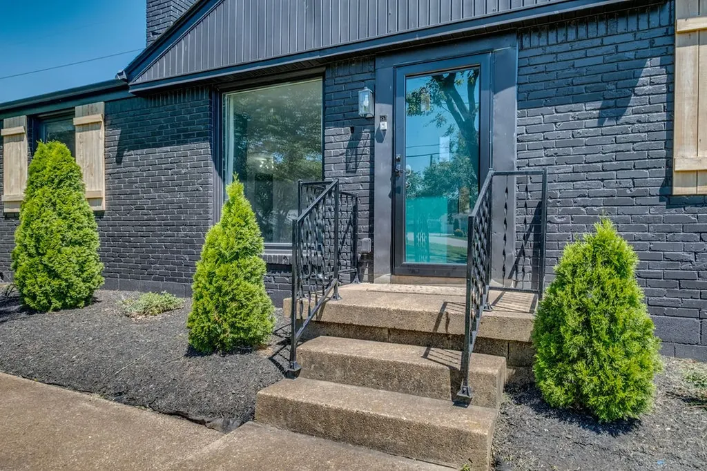 2700 Lakeland Drive Nashville TN 37214