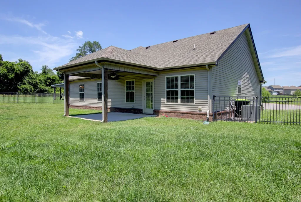 677 Battery Court Clarksville TN 37042