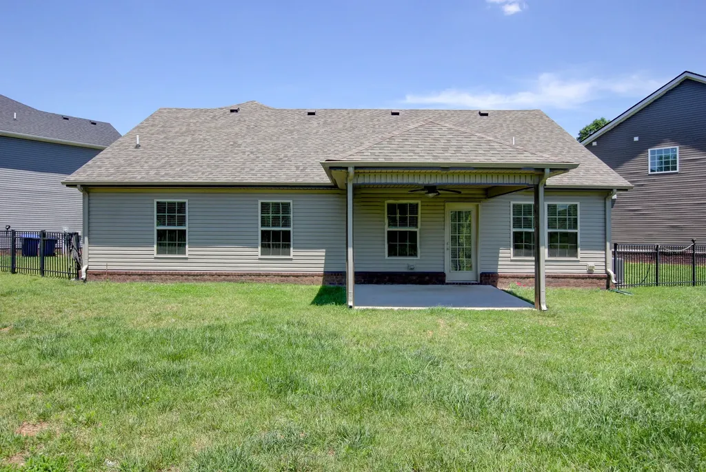 677 Battery Court Clarksville TN 37042