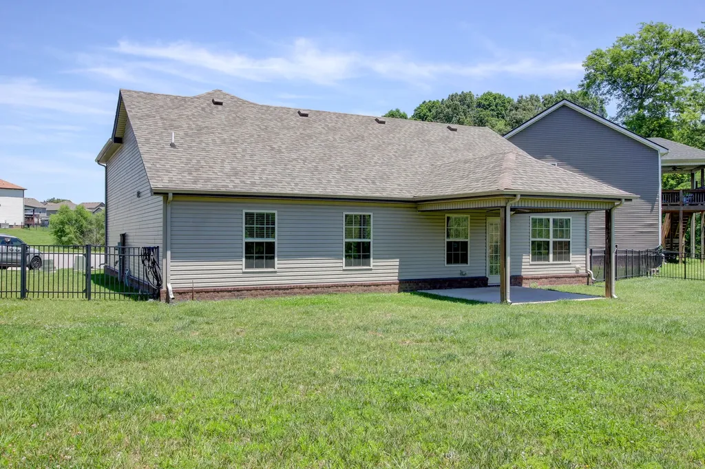 677 Battery Court Clarksville TN 37042