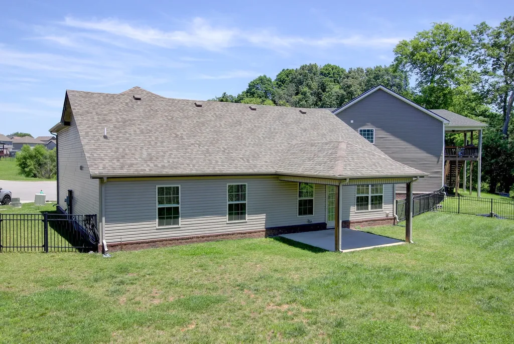 677 Battery Court Clarksville TN 37042