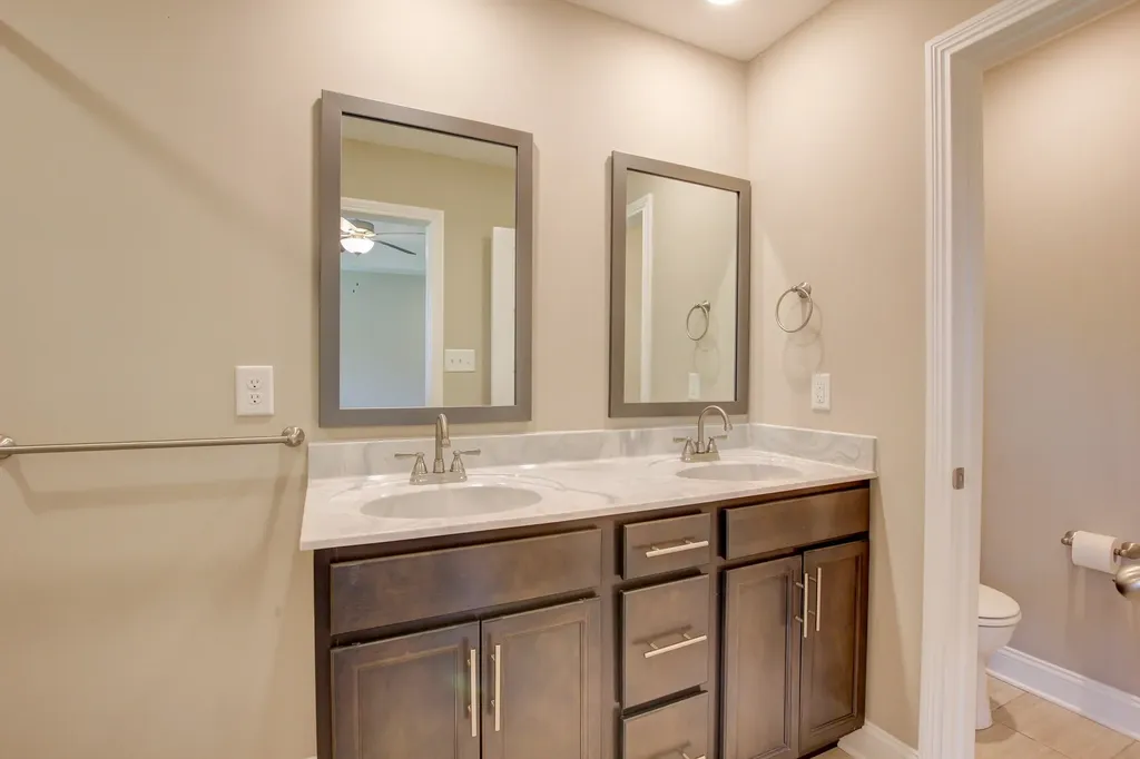 677 Battery Court Clarksville TN 37042