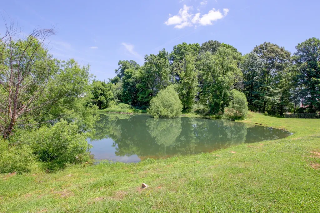 677 Battery Court Clarksville TN 37042