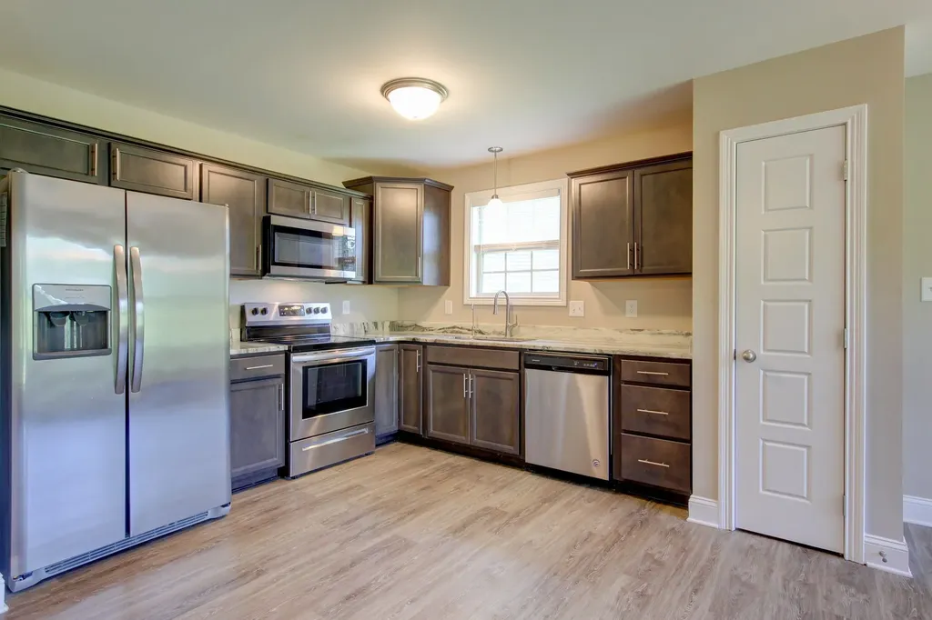 677 Battery Court Clarksville TN 37042