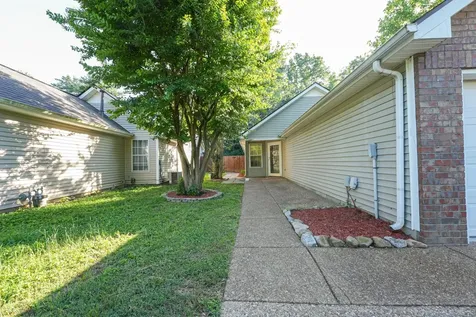 2620 Paddle Wheel Drive Nashville TN 37214
