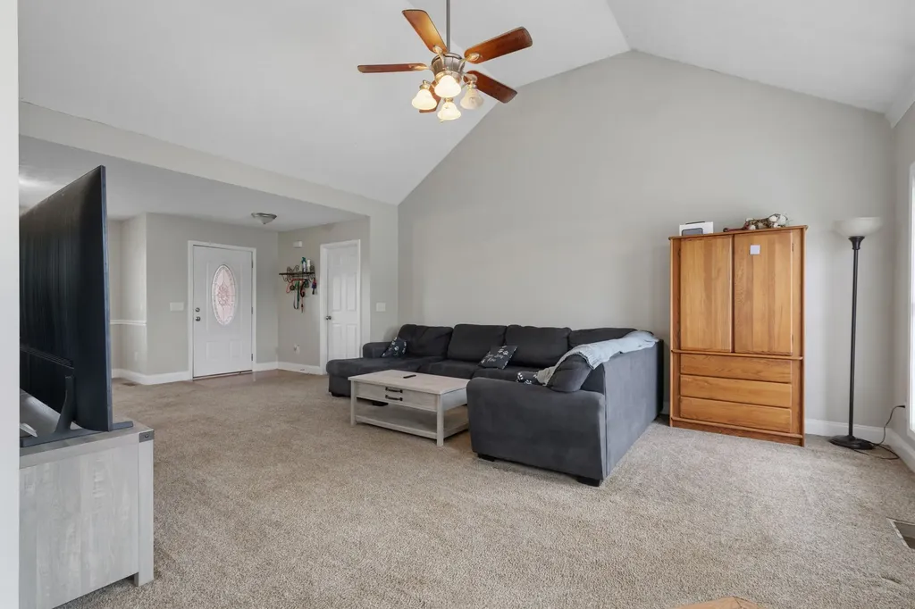 734 Lear Road Portland TN 37148