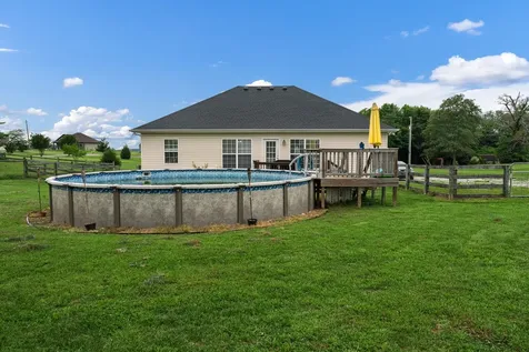 734 Lear Road Portland TN 37148