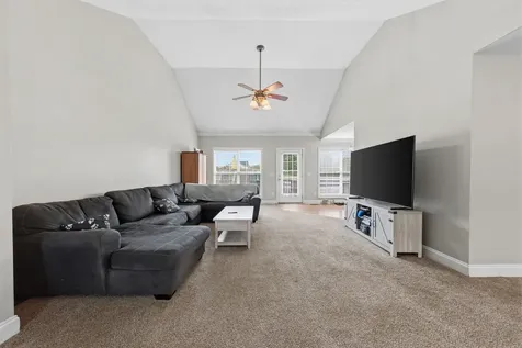 734 Lear Road Portland TN 37148