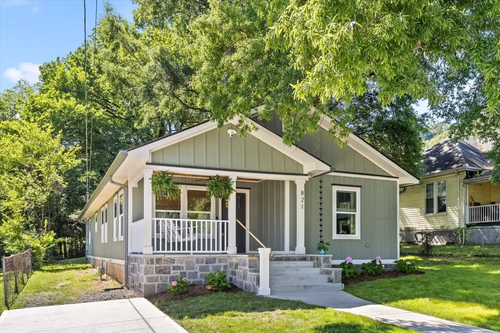 821 Spears Avenue Chattanooga TN 37405