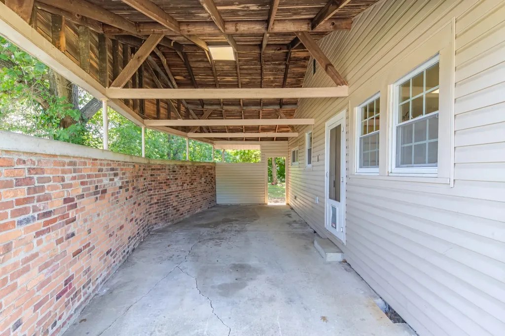667 Franklin Avenue Lewisburg TN 37091