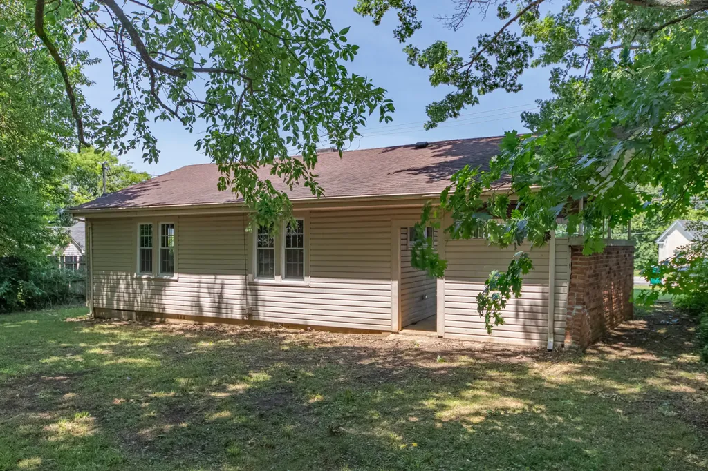 667 Franklin Avenue Lewisburg TN 37091