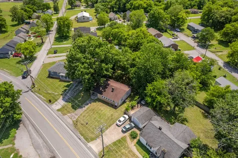 667 Franklin Avenue Lewisburg TN 37091