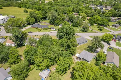667 Franklin Avenue Lewisburg TN 37091