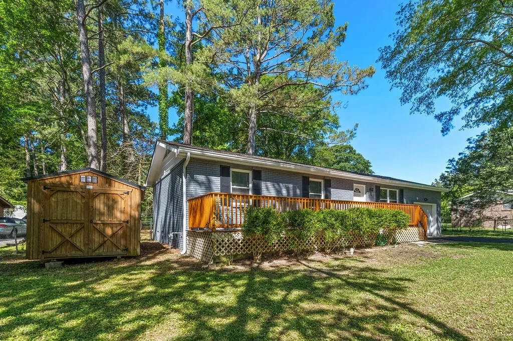 106 Park Street Chickamauga GA 30707
